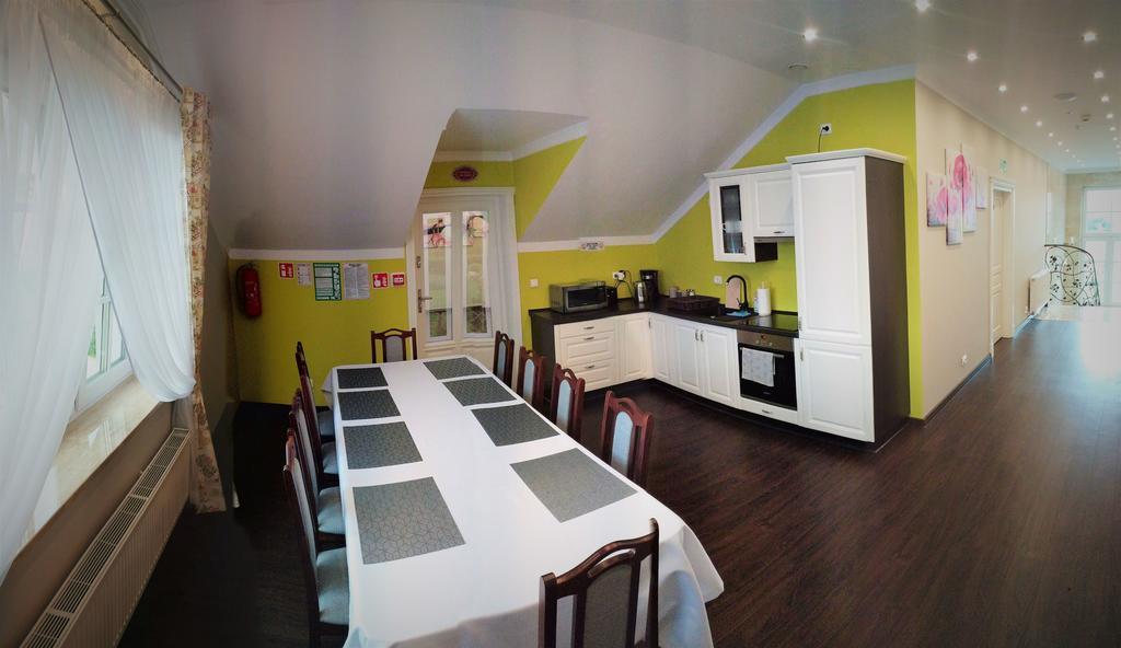 Willa Rozana - Apartamenty I Pokoje Goscinne Сандомир Экстерьер фото