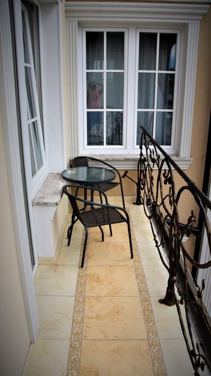 Willa Rozana - Apartamenty I Pokoje Goscinne Сандомир Экстерьер фото