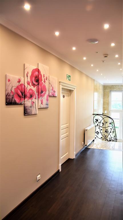 Willa Rozana - Apartamenty I Pokoje Goscinne Сандомир Экстерьер фото